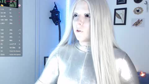 Snapshot of aurora_hotter chatting on 10-28-25, 08:00 Miss A Fansly - Auroradomina1 online show from 10-28-25, 08:00