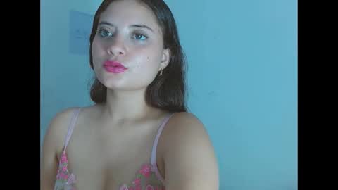 aurora_lenovic online show from 03-01-25, 04:33