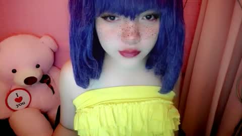 cute online show from 05-25-26, 01:50