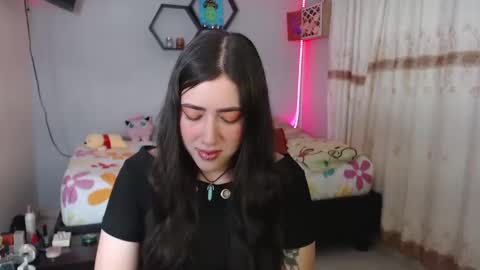 Aurora  online show from 02-10-25, 10:19