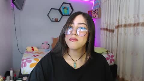 Aurora  online show from 02-13-25, 11:04