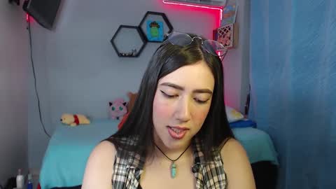 Aurora  online show from 02-28-25, 01:37