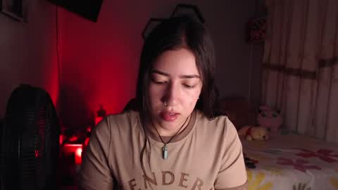 Aurora  online show from 05-25-26, 02:28