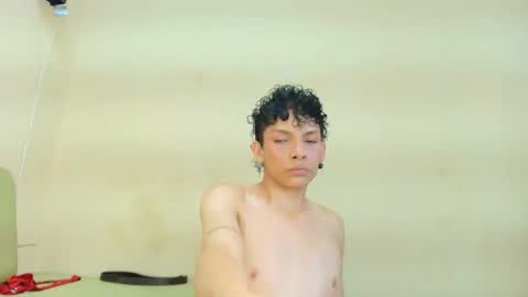 auroraa_369 online show from 03-16-26, 05:44