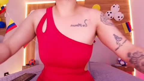 auroraa_miller online show from 06-23-26, 03:04