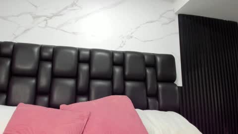 Aurora online show from 12-12-24, 10:45