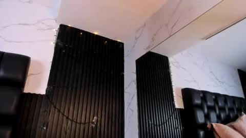 Aurora online show from 09-18-25, 11:51