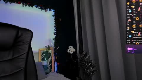 Snapshot of aurorademoni chatting on 12-08-24, 06:43 Aurora online show from 12-08-24, 06:43