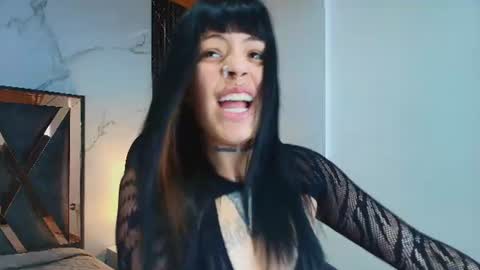 Aurora Diaz online show from 07-27-26, 11:50