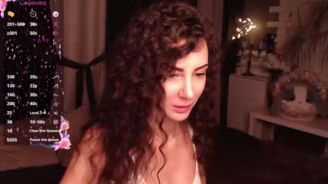 Snapshot of auroragreys chatting on 01-06-26, 01:15 Aurora online show from 01-06-26, 01:15