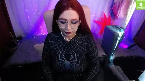 Snapshot of aurorahoffman chatting on 09-24-25, 03:43 Aurora online show from 09-24-25, 03:43