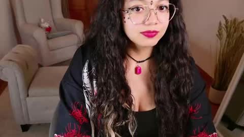 Aurora online show from 11-05-25, 09:48