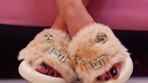 Snapshot of aurorasim chatting on 12-20-25, 02:02 Aurora online show from 12-20-25, 02:02