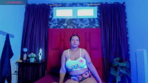 auroreadams online show from 11-17-25, 02:12