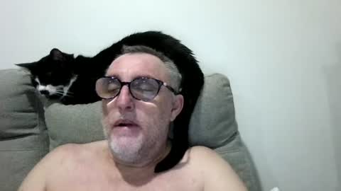 Snapshot of aussie_ozzie chatting on 06-18-26, 06:57 aussie_ozzie online show from 06-18-26, 06:57