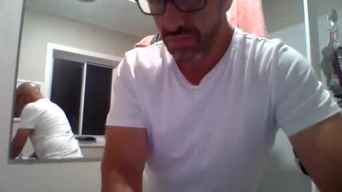 aussieguy59660 online show from 12-22-25, 01:41