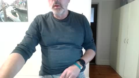 aussiemaninmelbourne online show from 07-17-26, 06:20