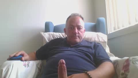 chatbateaussie online show from 10-30-25, 02:02