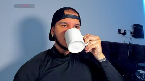Snapshot of austin_curry chatting on 06-12-26, 09:25 A online show from 06-12-26, 09:25