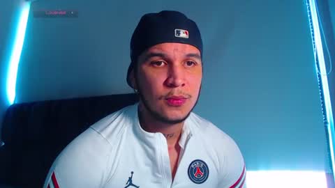 A online show from 08-02-26, 07:45