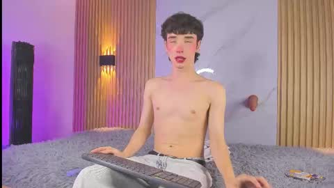 austin_rouse online show from 09-24-25, 08:12