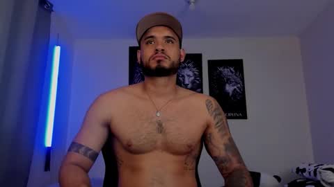 AustinTorres  online show from 10-25-25, 02:52