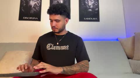 AustinTorres  online show from 06-10-26, 01:06
