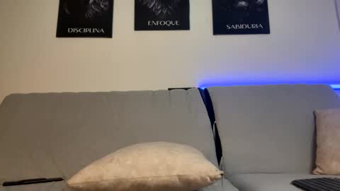 AustinTorres  online show from 06-11-26, 12:43