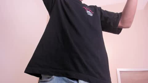 Snapshot of austintowers_ chatting on 02-15-26, 08:05 Ebony Austin online show from 02-15-26, 08:05