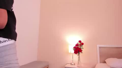 Snapshot of austintowers_ chatting on 02-24-26, 08:18 Ebony Austin online show from 02-24-26, 08:18