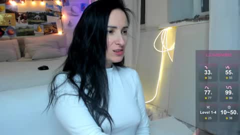 Snapshot of ava_athena chatting on 05-02-26, 05:07 Ava online show from 05-02-26, 05:07