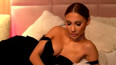 Snapshot of ava_heath chatting on 12-05-25, 12:30 Ava online show from 12-05-25, 12:30