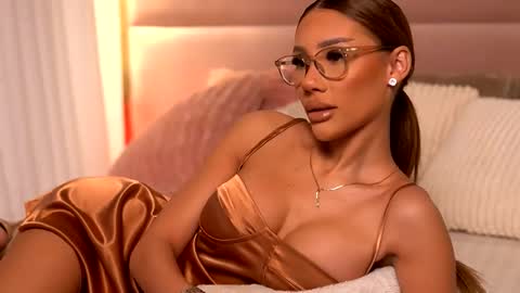 Snapshot of ava_heath chatting on 01-12-26, 03:34 Ava online show from 01-12-26, 03:34