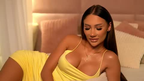 Snapshot of ava_heath chatting on 06-20-26, 12:36 Ava online show from 06-20-26, 12:36