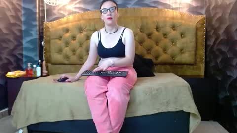 avanahomi online show from 09-20-25, 10:49