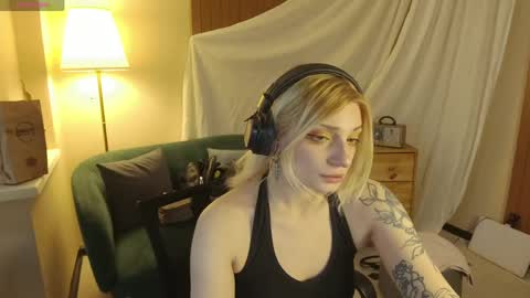 Ava online show from 05-19-26, 10:43