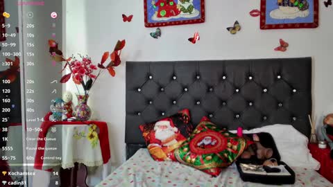 Snapshot of avatomas chatting on 12-05-24, 07:38 Ava Tomas online show from 12-05-24, 07:38