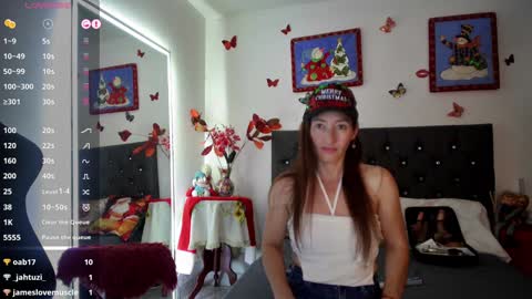 Snapshot of avatomas chatting on 12-13-24, 04:43 Ava Tomas online show from 12-13-24, 04:43