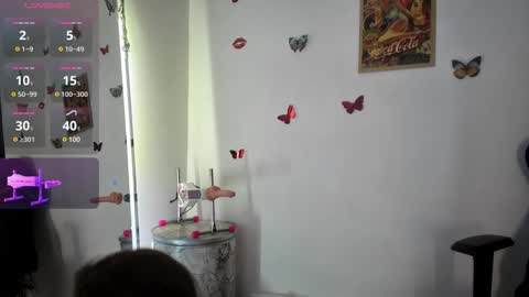 Snapshot of avatomas chatting on 01-29-25, 10:27 Ava Tomas online show from 01-29-25, 10:27