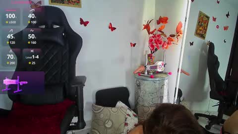 Snapshot of avatomas chatting on 02-12-25, 05:26 Ava Tomas online show from 02-12-25, 05:26