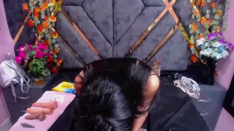 Snapshot of avi_thomsonn chatting on 01-14-25, 12:11 avi_thomsonn online show from 01-14-25, 12:11