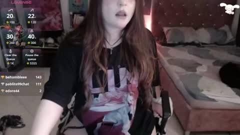 Abril online show from 06-22-26, 03:25