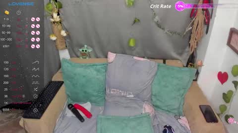 Snapshot of avril_jackson chatting on 09-09-25, 08:36 Avril online show from 09-09-25, 08:36