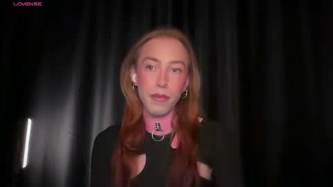 Snapshot of avril_pearly_ chatting on 06-18-26, 11:14 avril_pearly_ online show from 06-18-26, 11:14
