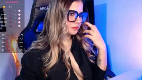 Snapshot of avrill_morgan chatting on 11-04-25, 09:14 Avrill Morgan online show from 11-04-25, 09:14