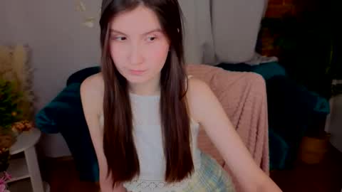 Snapshot of avrora_shy_ chatting on 01-13-26, 12:54 Avrora online show from 01-13-26, 12:54