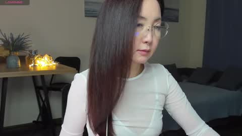 Snapshot of avroraromance chatting on 02-14-25, 08:48 Avrora online show from 02-14-25, 08:48