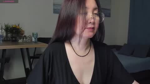 Snapshot of avroraromance chatting on 03-03-25, 04:46 Avrora online show from 03-03-25, 04:46