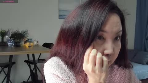 Snapshot of avroraromance chatting on 03-12-25, 12:15 Avrora online show from 03-12-25, 12:15