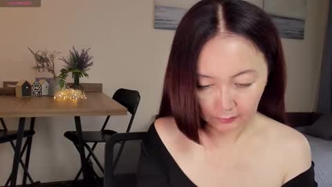 Snapshot of avroraromance chatting on 09-15-25, 01:44 Avrora online show from 09-15-25, 01:44